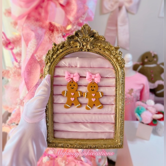 Coquette Gingerbread Earrings - Picture 1 of 2